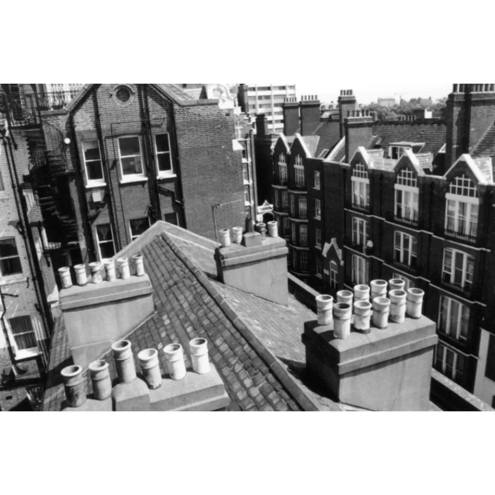 When carrying out our chimney repair work, we use a chimney access ridge platform; this enables us to work safely at height to complete repairs. cowls, caps and bird guards supplied and fitted throughout Oxfordshire, Gloucestershire and Wiltshire